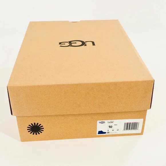 UGG Neumel Lace-Up Heritage Chukka Boots - Picture 10 of 10